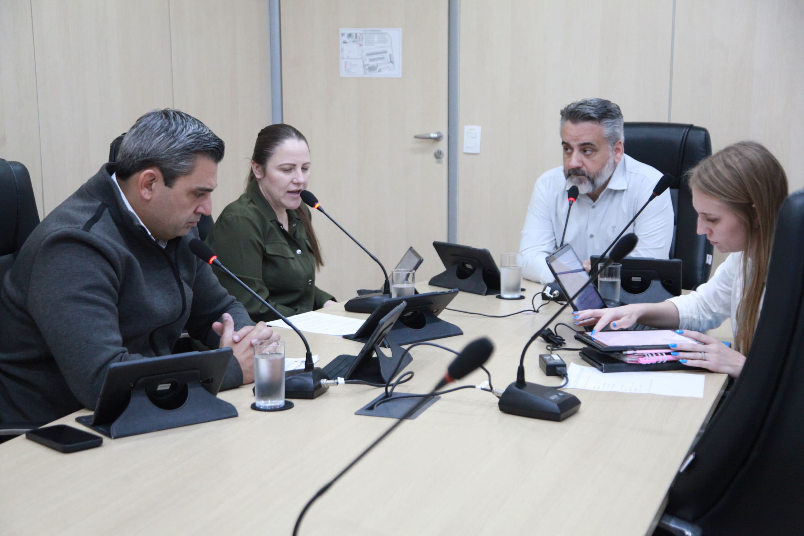 Comissões de Educação, Transportes e Turismo analisam projetos e dão pareceres favoráveis