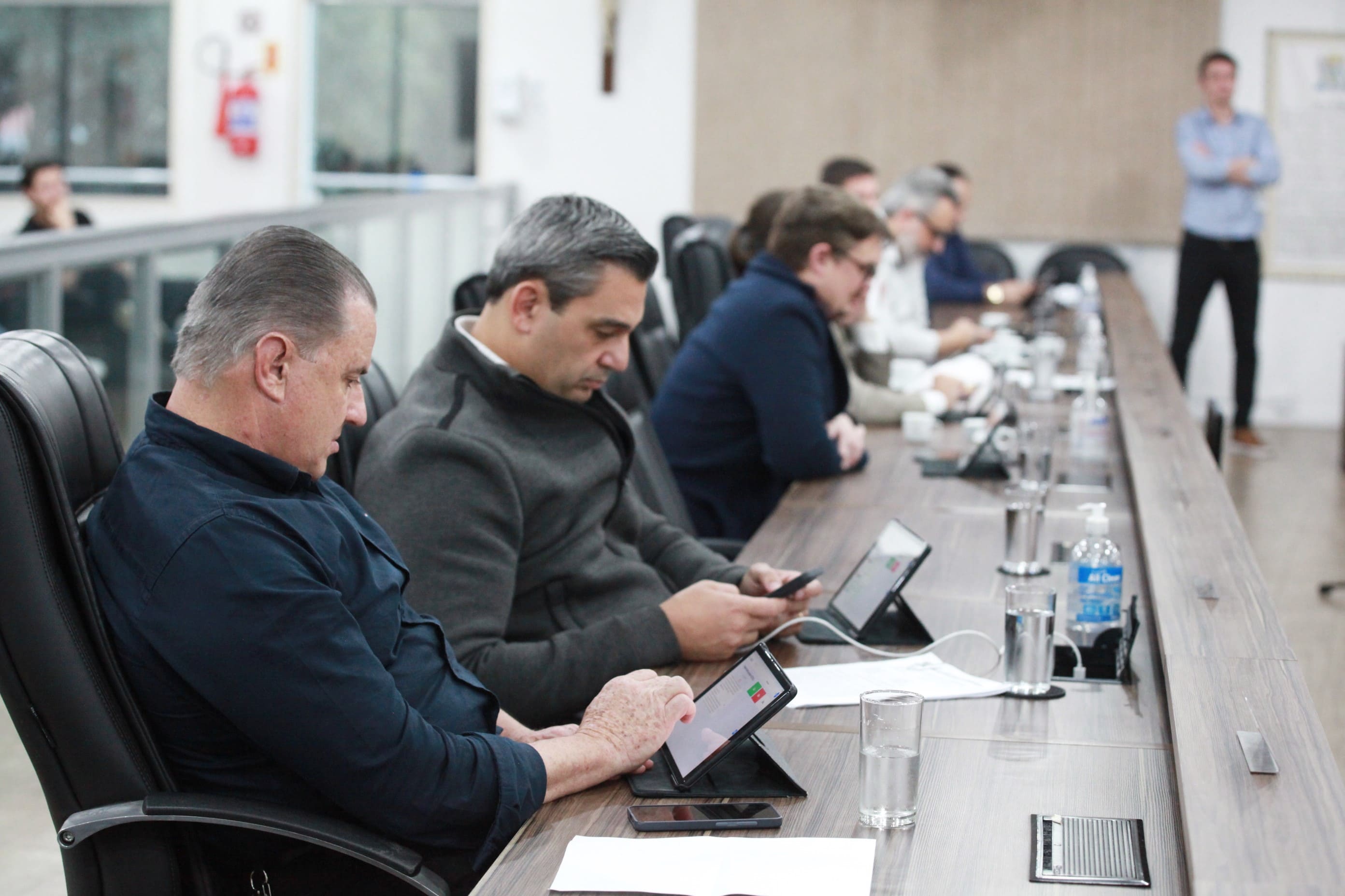 Confira os projetos e proposições aprovados na sessão desta quinta-feira (28)