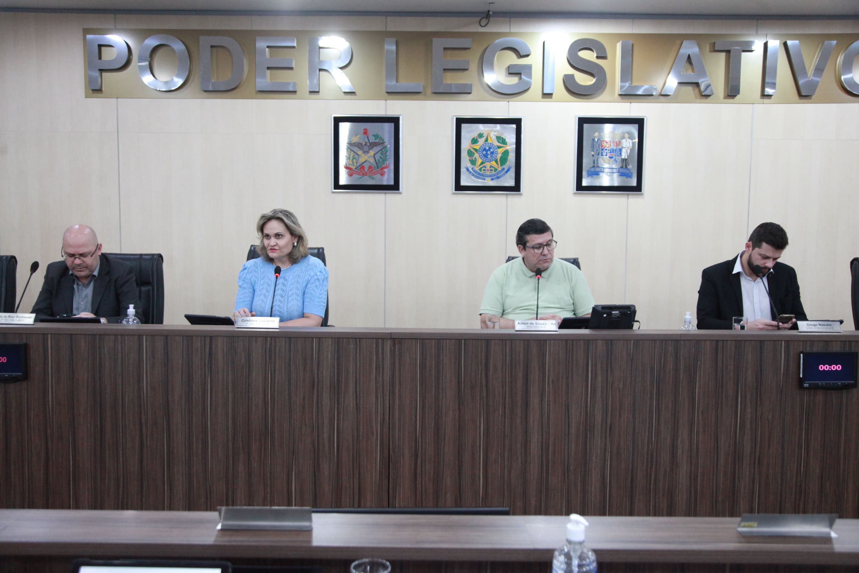 Confira os projetos aprovados na sessão desta quinta-feira (11)