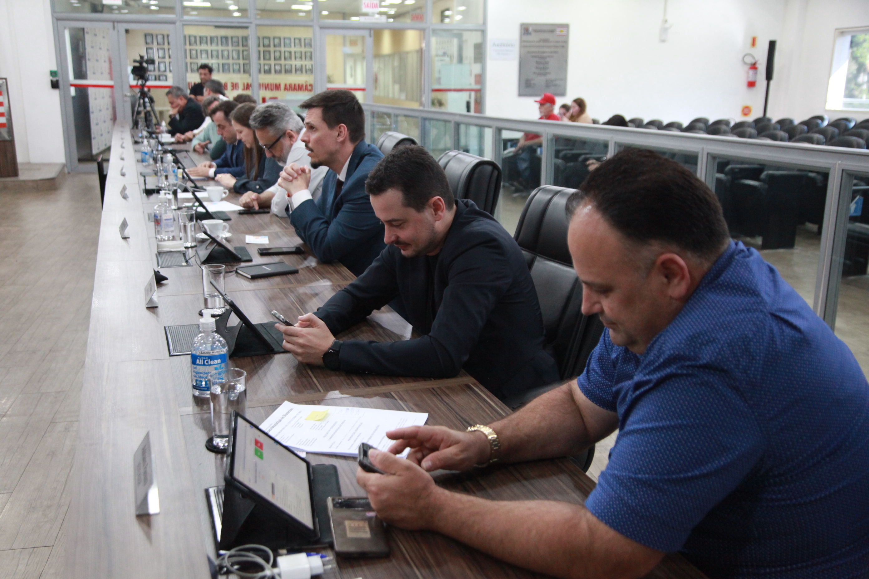 Confira os projetos e proposições aprovados na sessão desta quinta-feira (23)