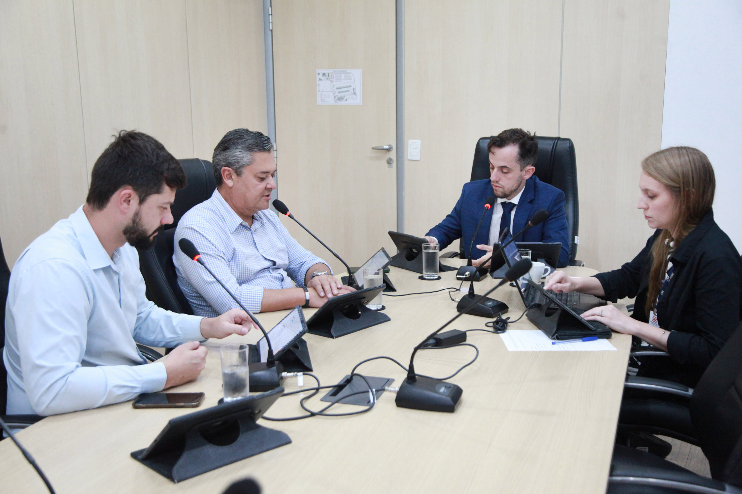 Quatro propostas avançam após análise das Comissões de Educação, Transportes e Turismo