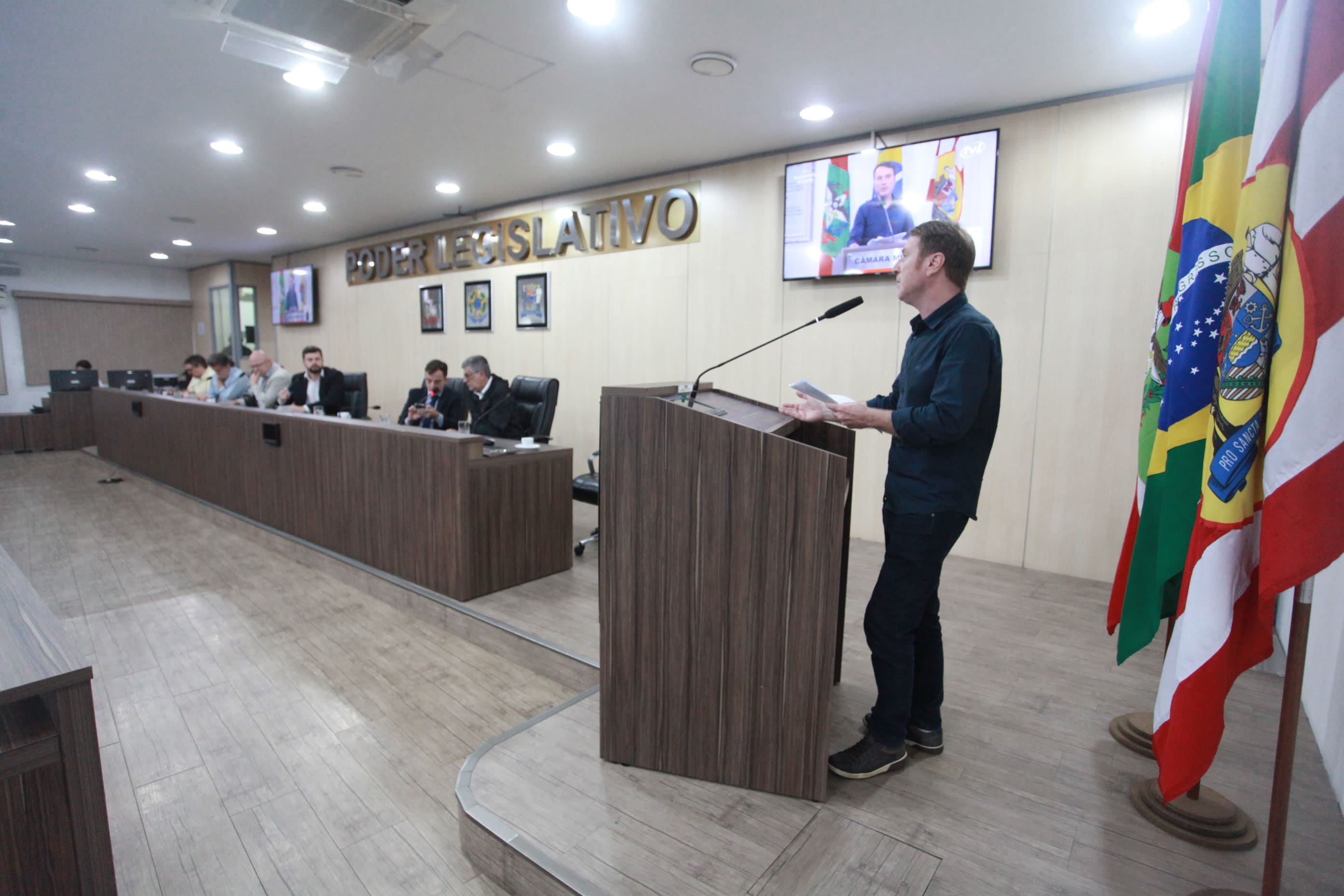 FUNASA apresenta fundamentos à CPI para explicar a suspensão dos recursos ao sistema de esgoto em Blumenau 