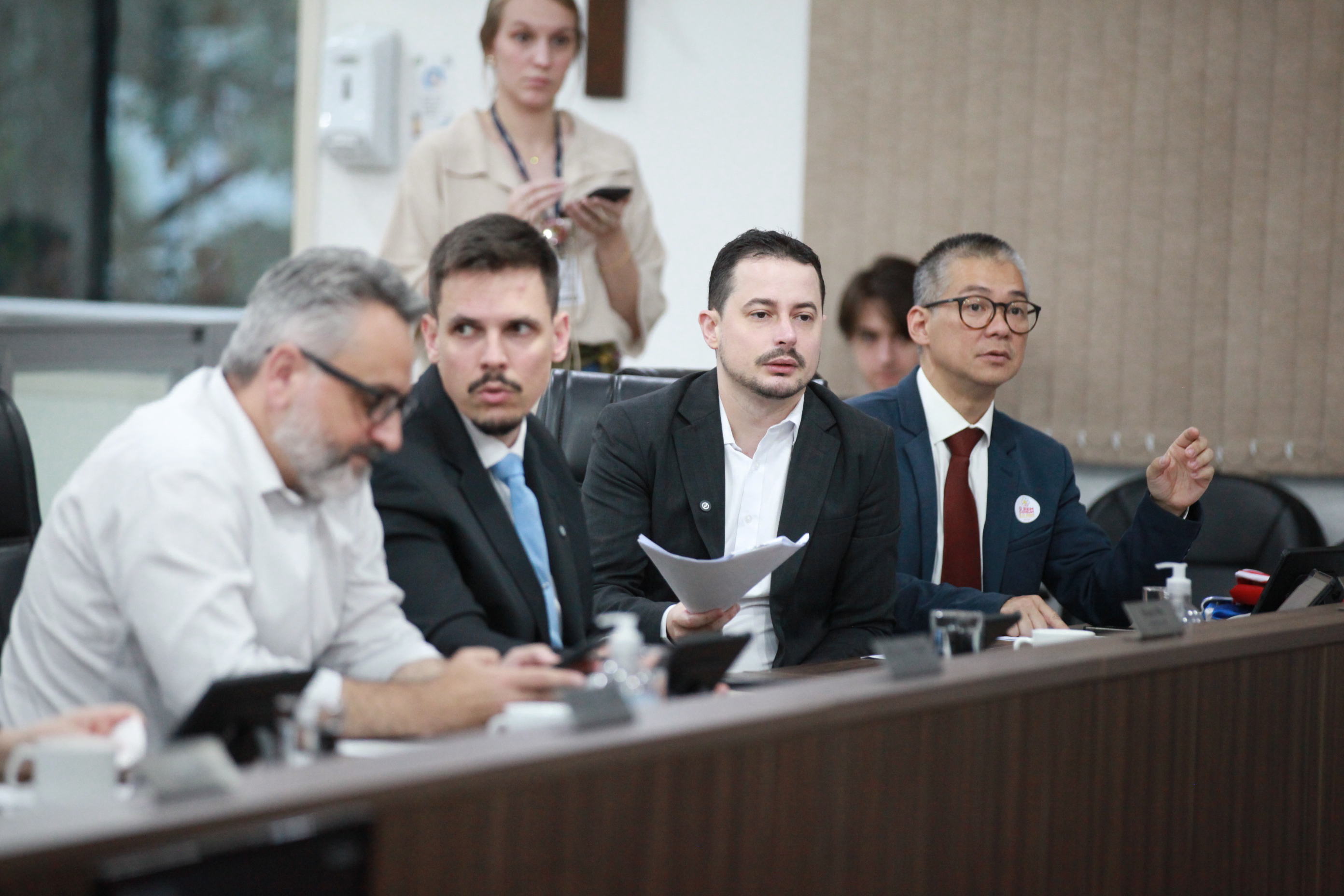 Confira os projetos e proposições aprovados na sessão desta terça-feira (18)