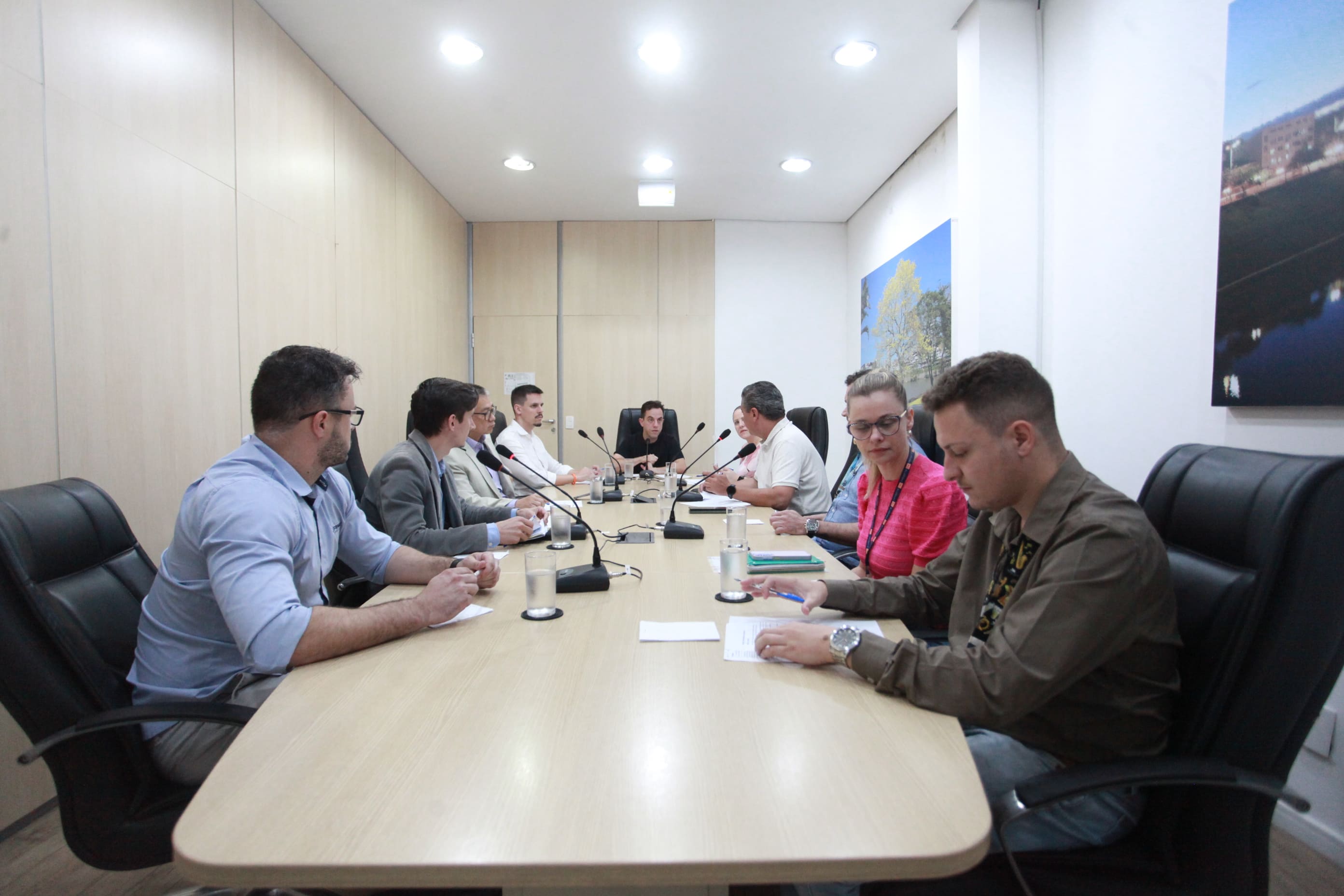 Vereadores, empresa e poder público debatem sobre o processo de regularização fundiária em Blumenau