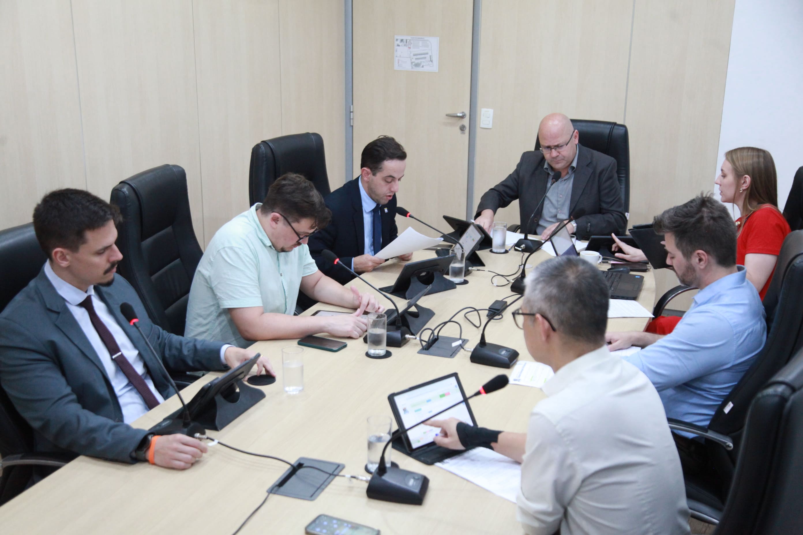 Projetos analisados pela CCJ seguem para Finanças, que aprova totalidade das matérias