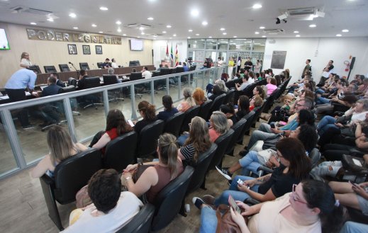 Câmara aprova pacote de projetos com destaque para alteração nas gratificações dos profissionais da saúde