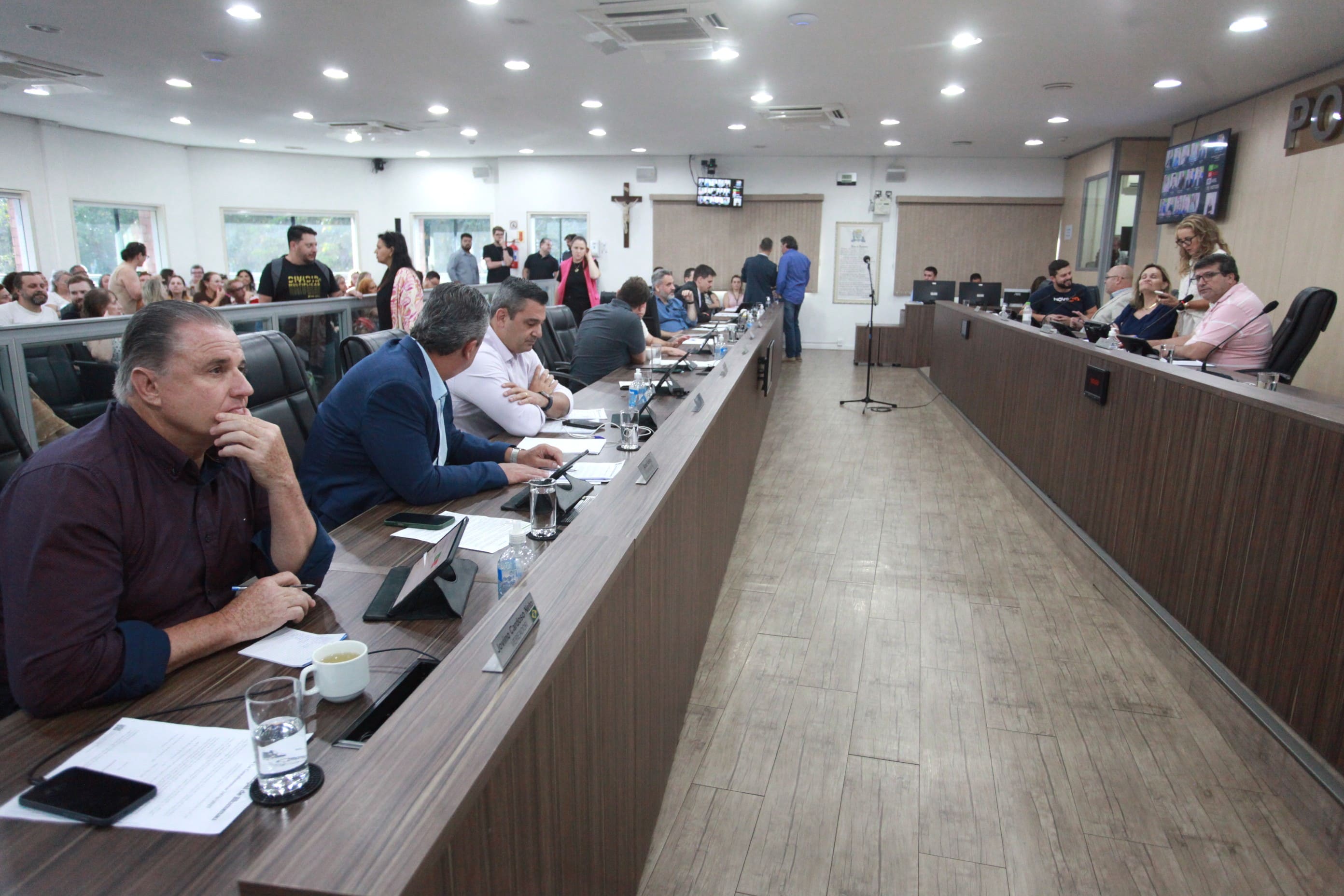 Confira o resumo dos pronunciamentos dos vereadores na sessão ordinária desta quinta-feira (11)