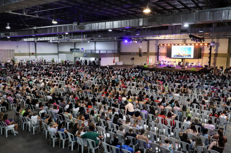 Câmara Municipal participa da abertura do ano letivo 2026 com estande institucional na Vila Germânica
