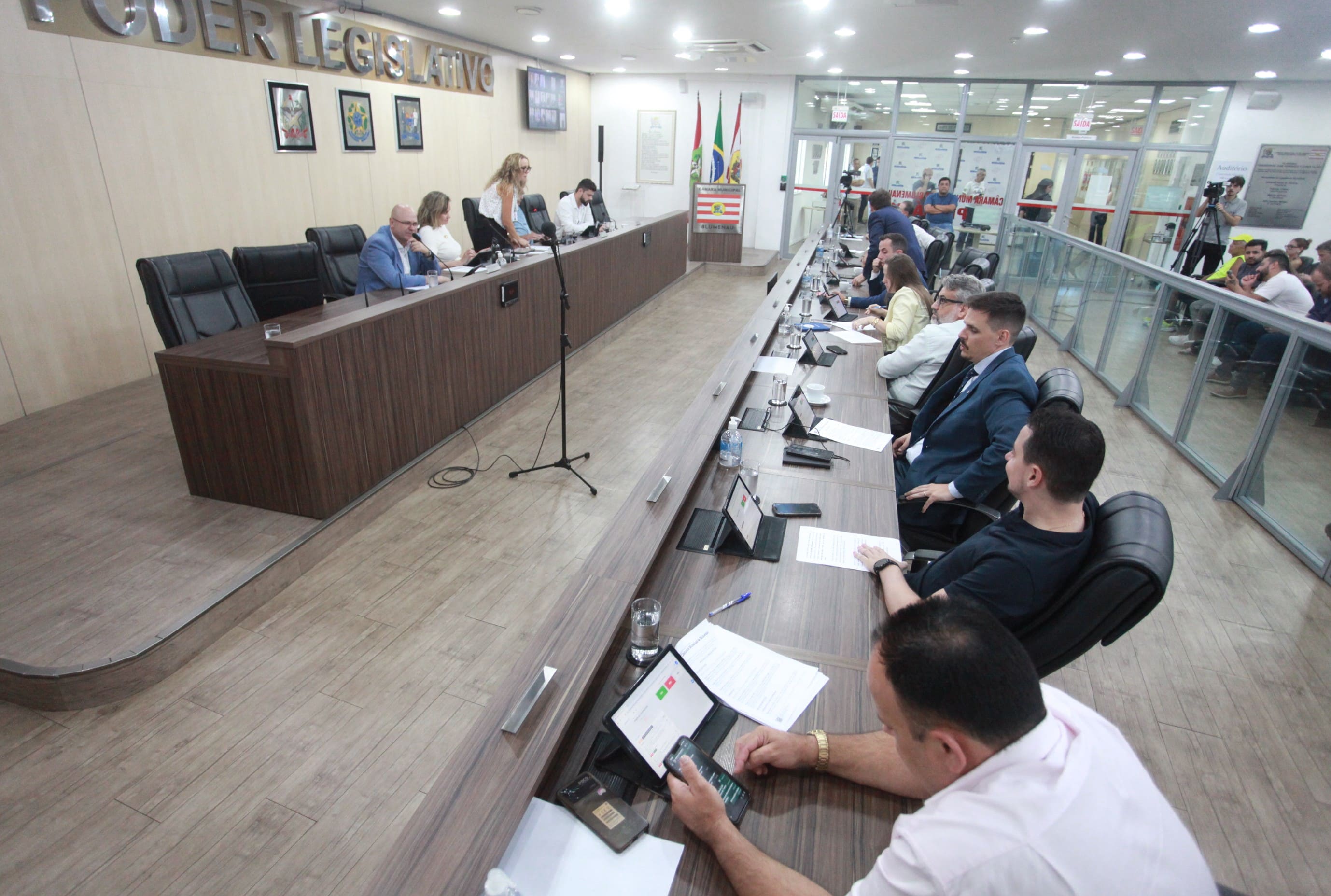 Confira os projetos e proposições aprovados na sessão desta terça-feira (10)