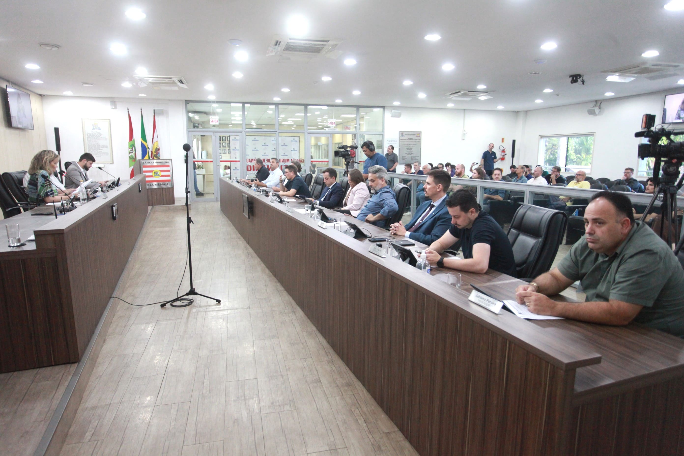 Confira os projetos e proposições aprovados na sessão desta terça-feira (24)