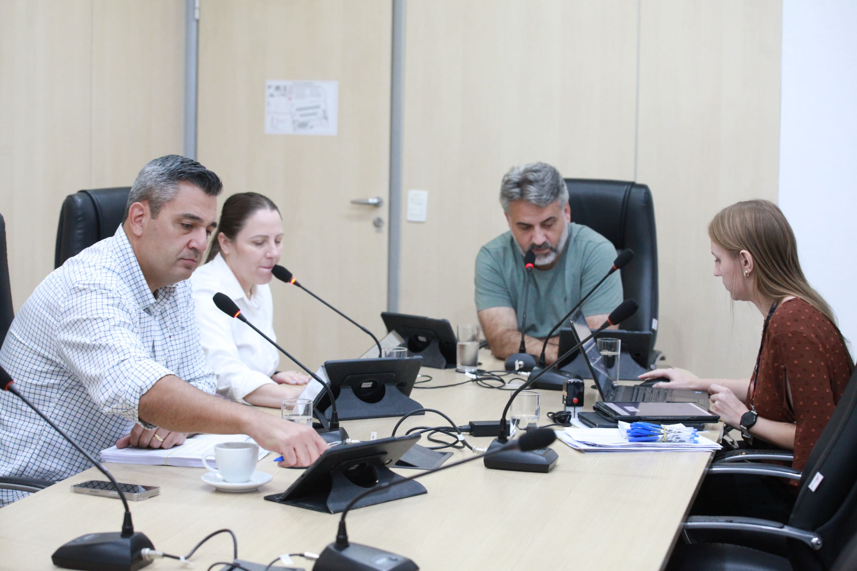 Comissões de Educação, Transportes e Turismo liberam 13 matérias para votação em plenário