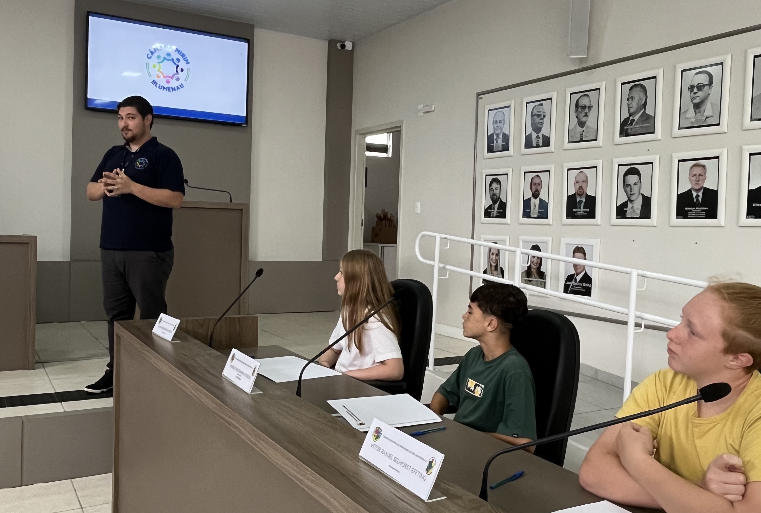 Experiência da Câmara de Blumenau contribui para estruturação do Programa Vereador Mirim em São Martinho
