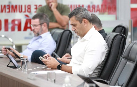 Câmara aprova projeto que regulamenta escolha de diretores escolares na rede municipal