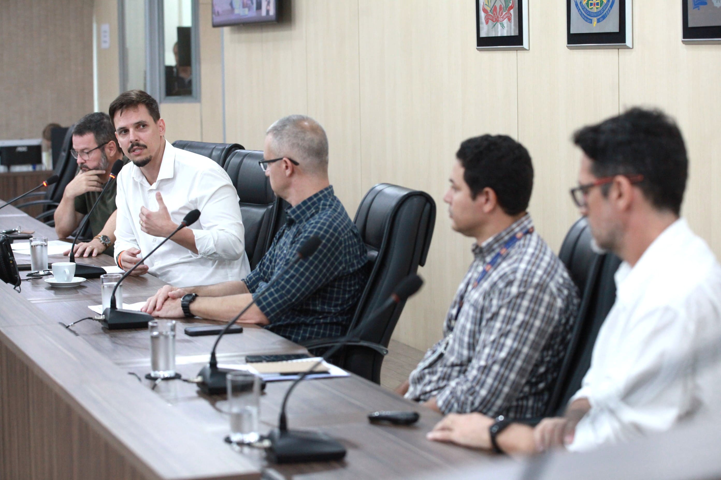 Frente Parlamentar de Saneamento avança no debate de soluções contra alagamentos em Blumenau