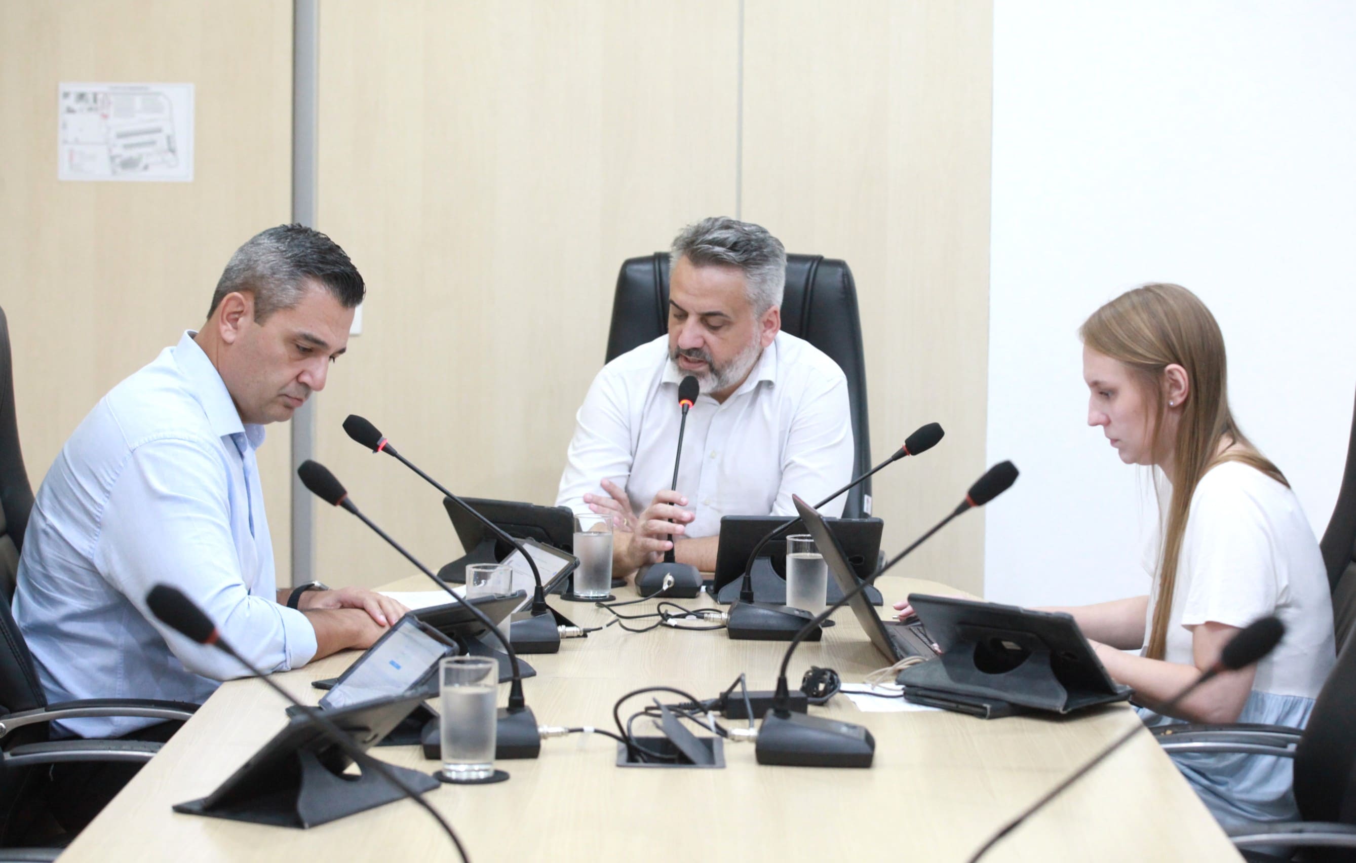 Oito propostas passam pelas comissões de Educação, Transportes e Turismo