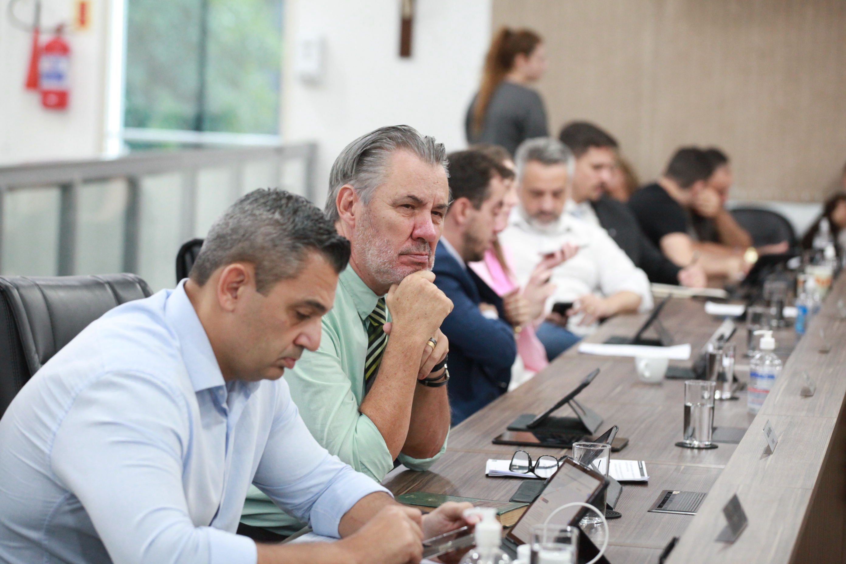 Câmara cobra ações urgentes para reduzir acidentes na Rua Gustavo Salinger