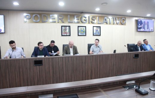 Comissão Processante da Câmara de Blumenau ouve testemunhas e avança na fase de instrução 
