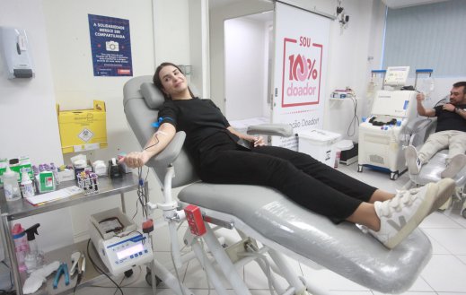 Servidores e vereadores participam de campanha de doação de sangue da Câmara de Blumenau