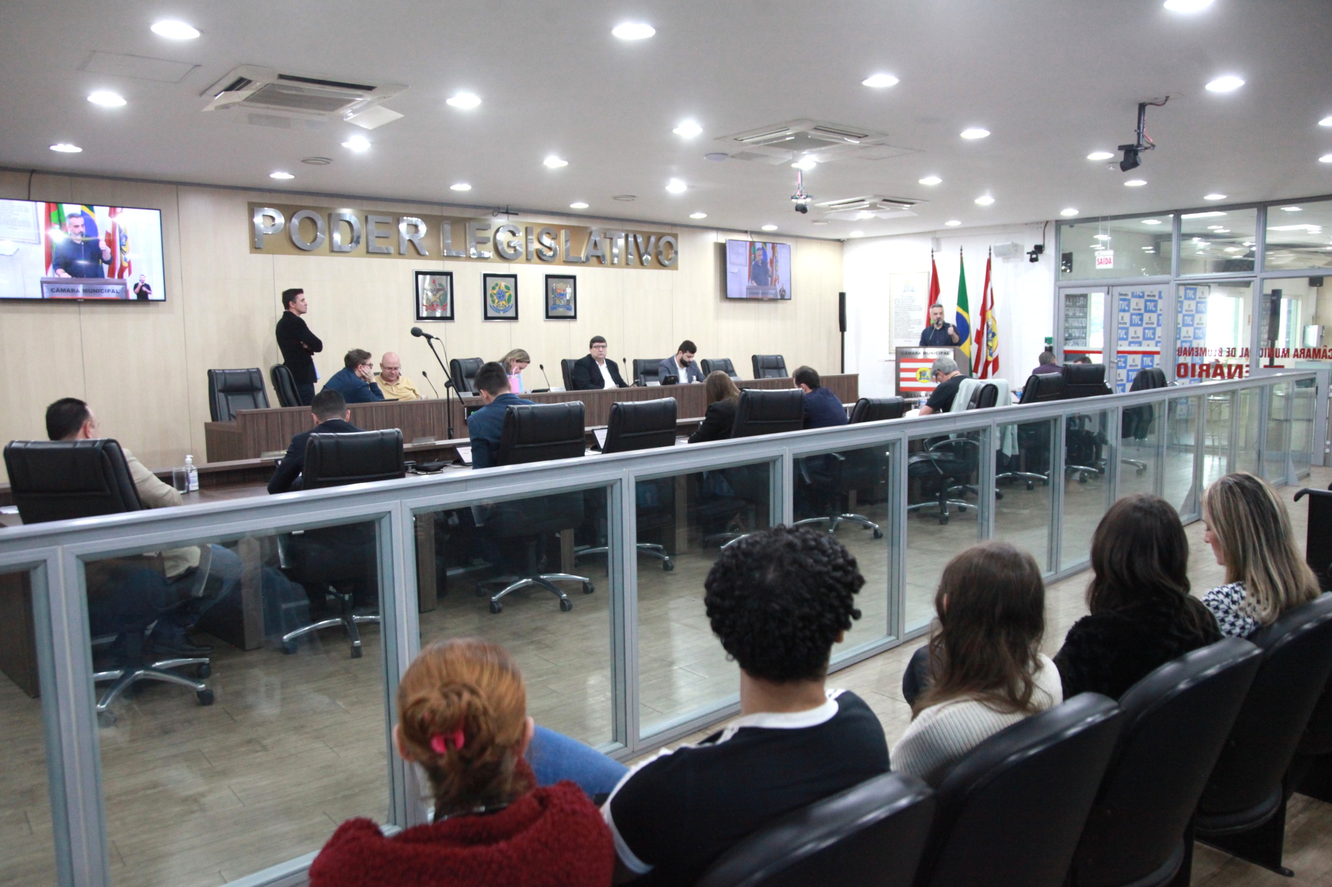 Confira os projetos e proposições aprovados na sessão ordinária desta quinta-feira (30)