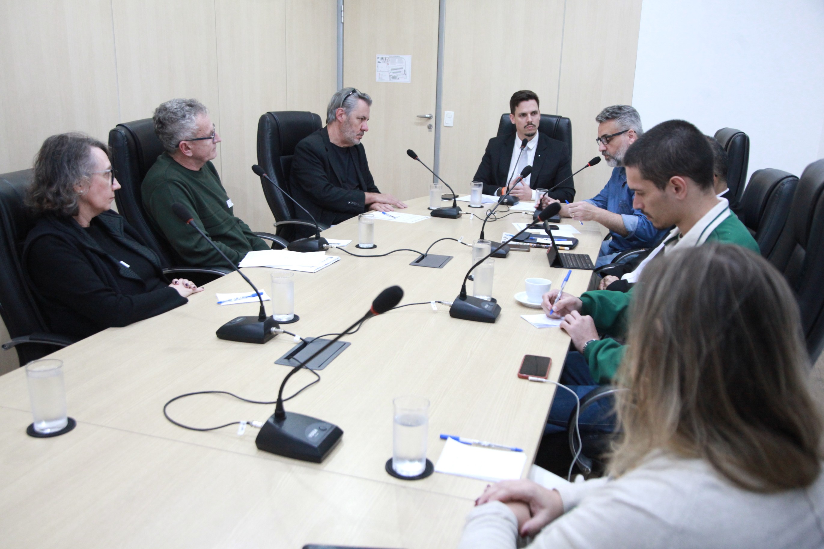 Comissão debate melhorias no Sistema PRONTO e recebe propostas para reduzir faltas em consultas