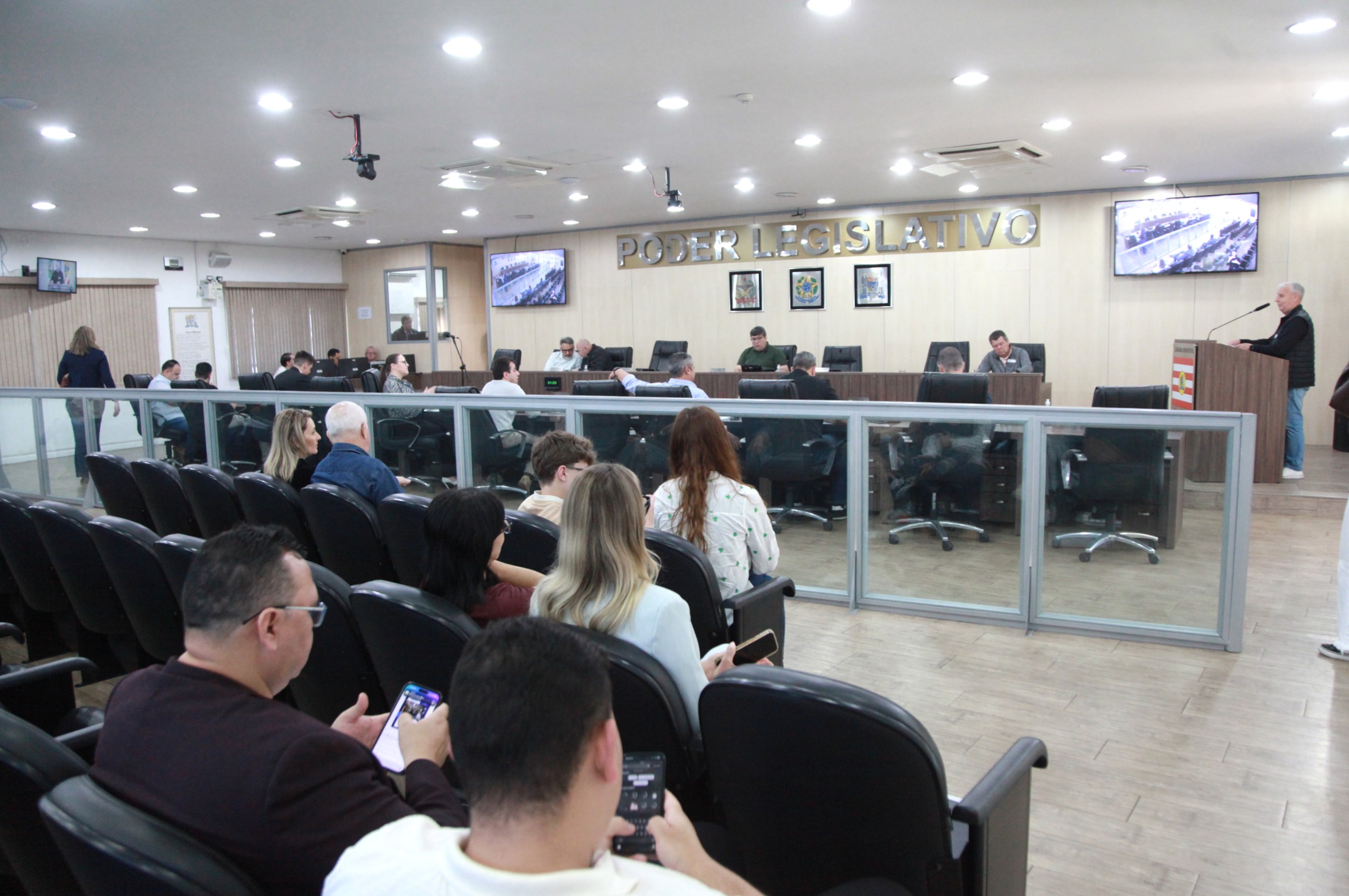 Câmara de Blumenau aprova projeto que cria política municipal para pessoas com Parkinson