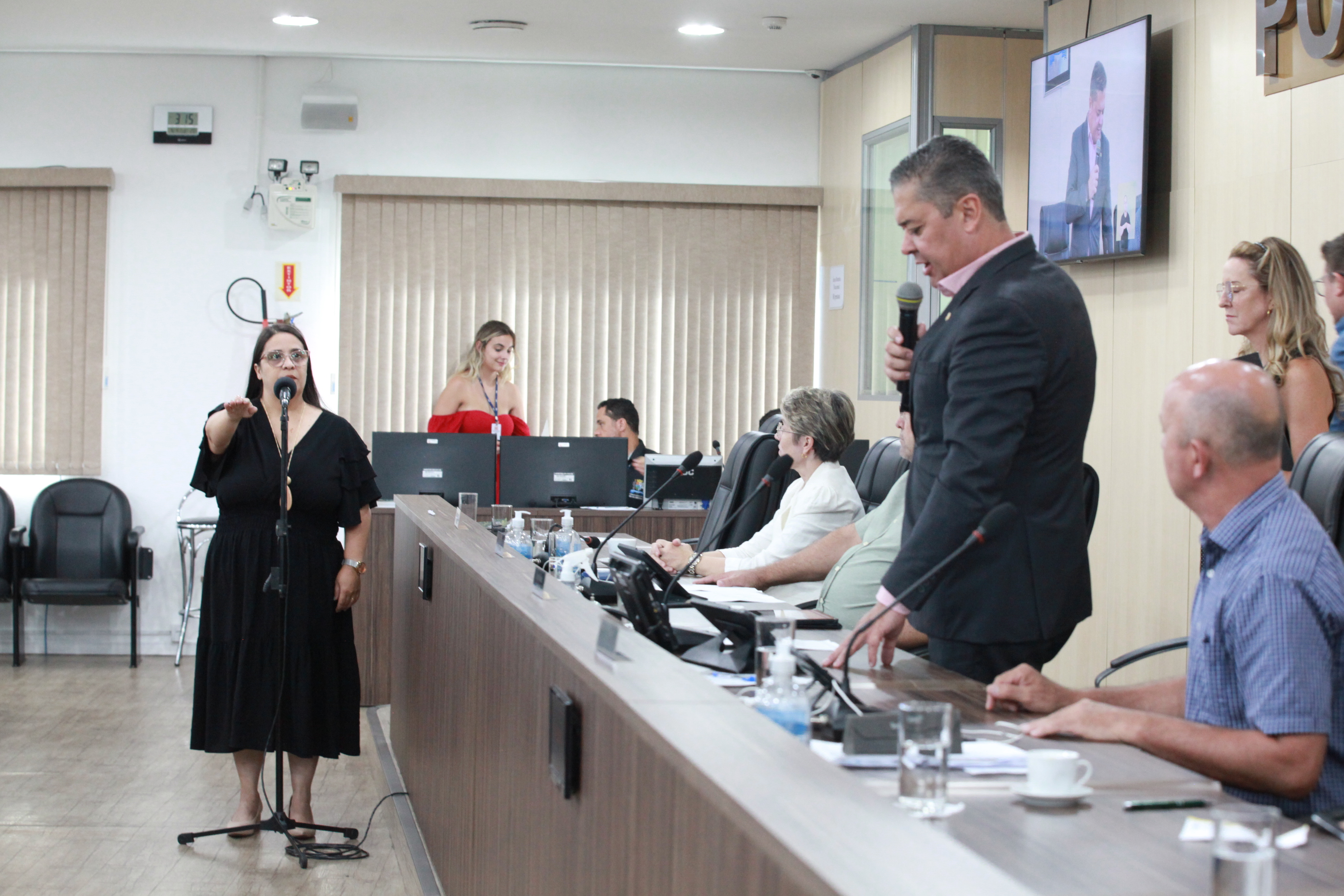 Vereadora suplente Leize Fraga Moritz assume cadeira na Câmara de ...