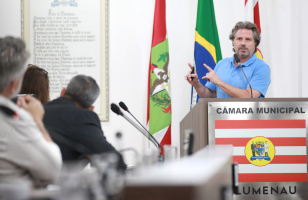 Secretaria de Saúde de Blumenau apresenta Relatório em Audiência Pública - 28.04.2026 