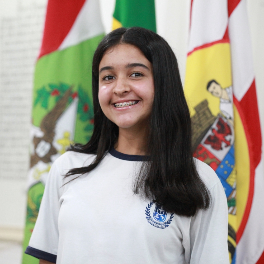 Kiara Kauane Passos Ferreira